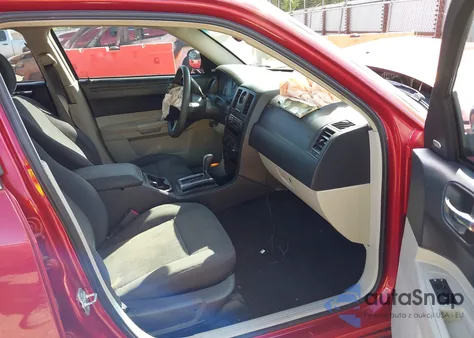 2007 Chrysler 300 from USA, damaged, VIN 2C3LA43R27H876980